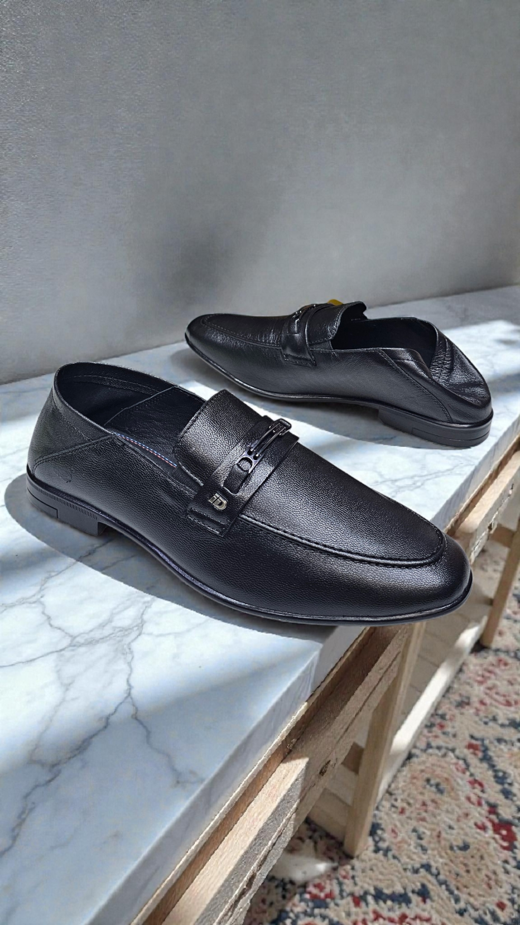 I'd leather loafers