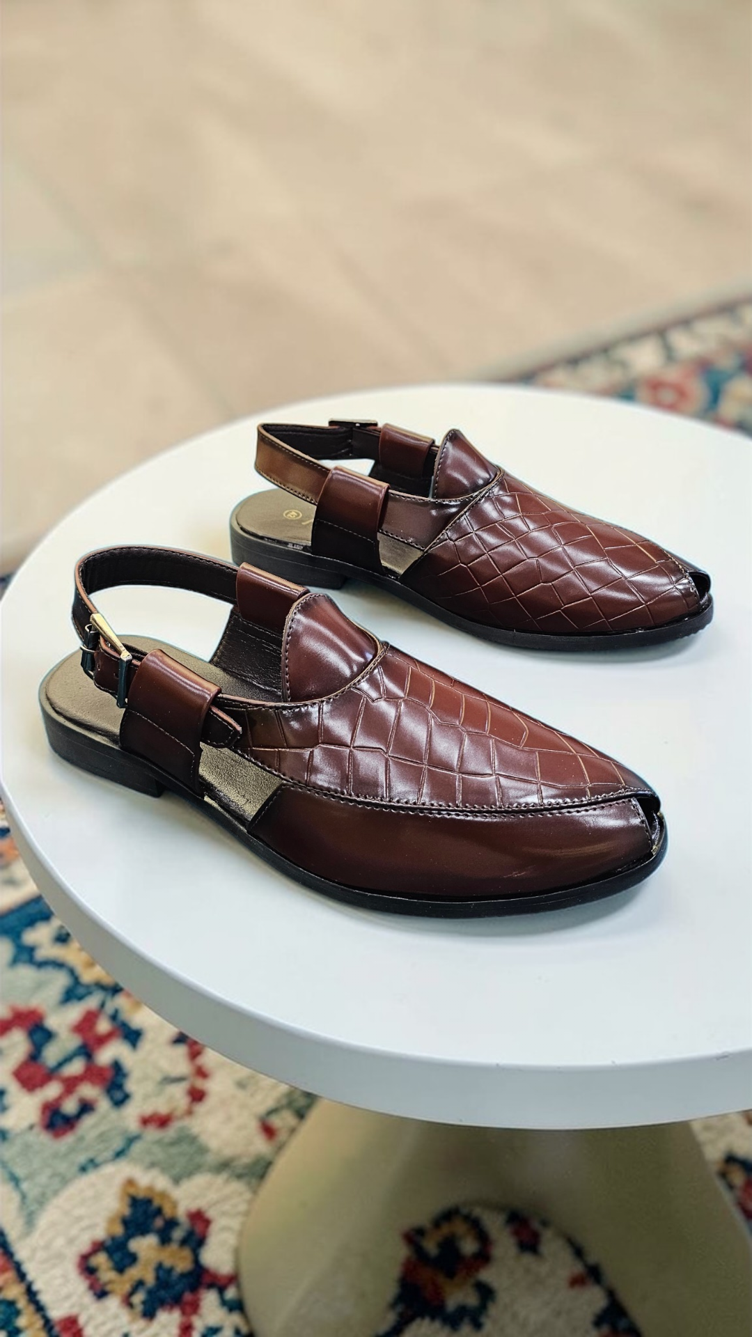 Side check peshawri brown