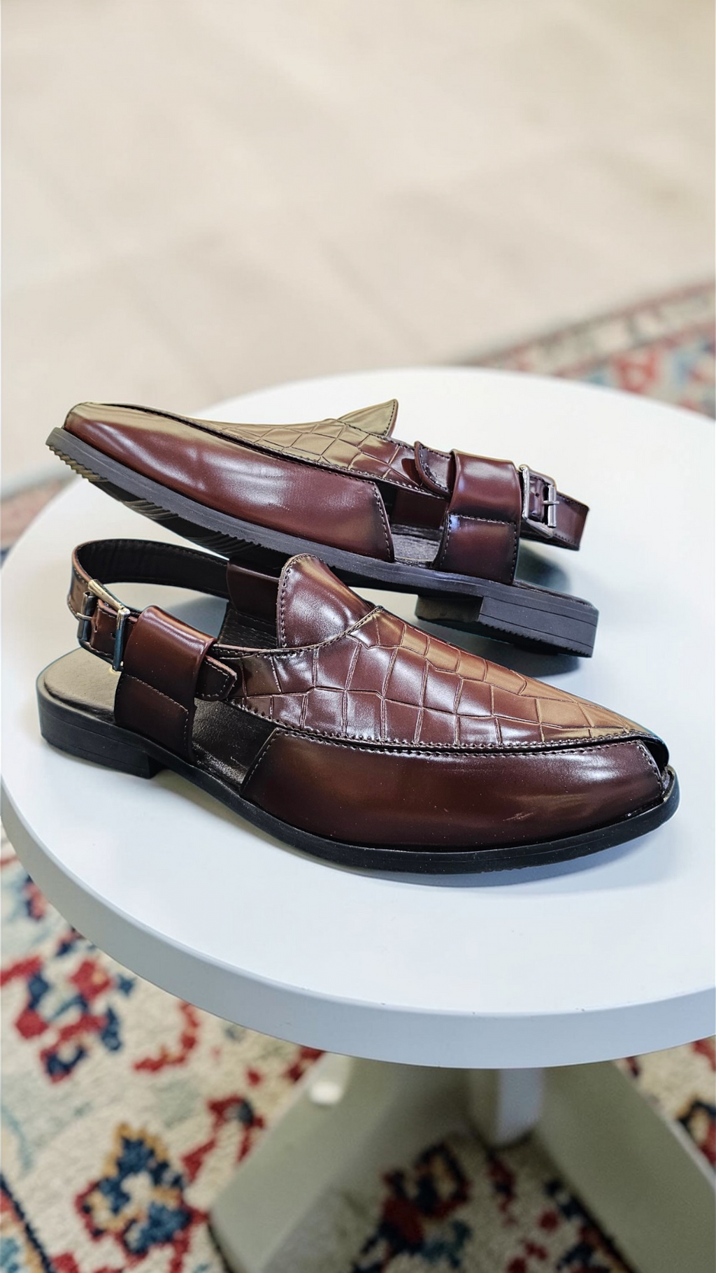 Side check peshawri brown