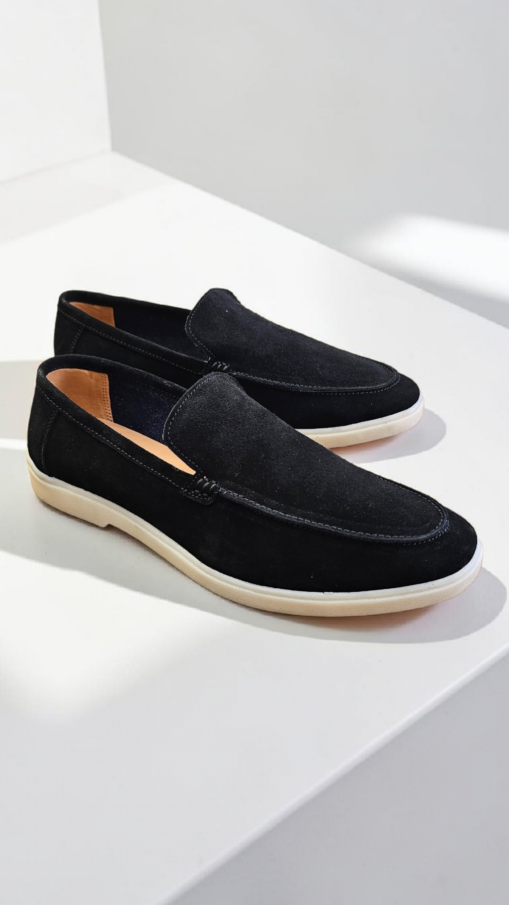 L.P. Suede leather Black
