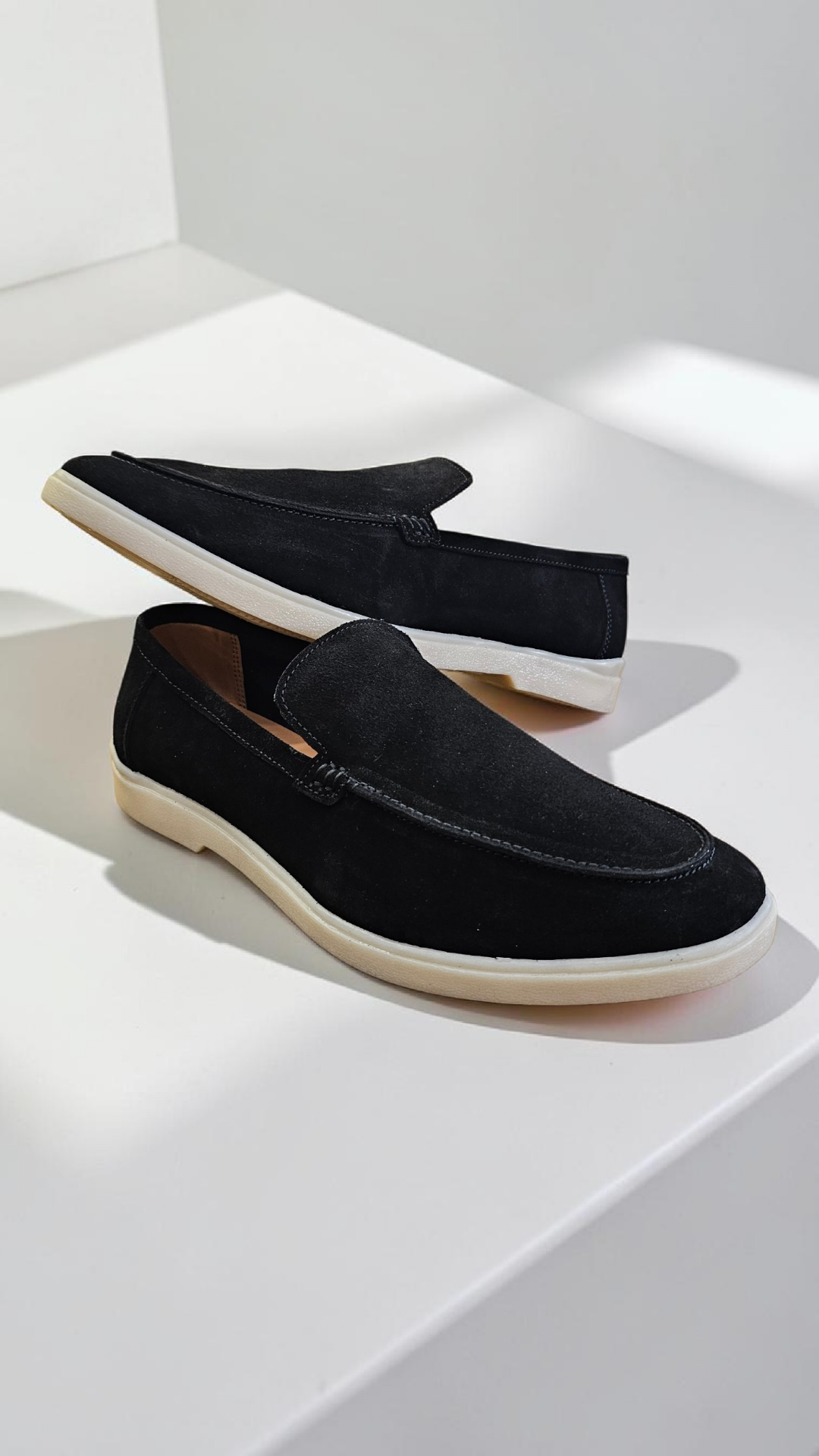 L.P. Suede leather Black