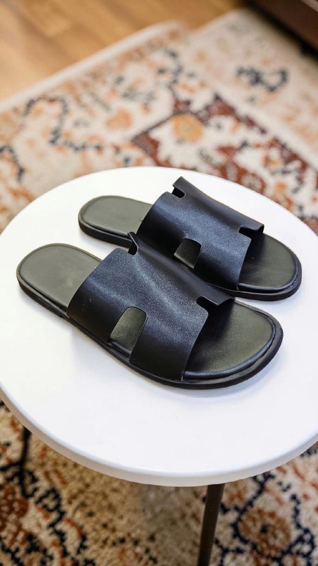 H classic Black