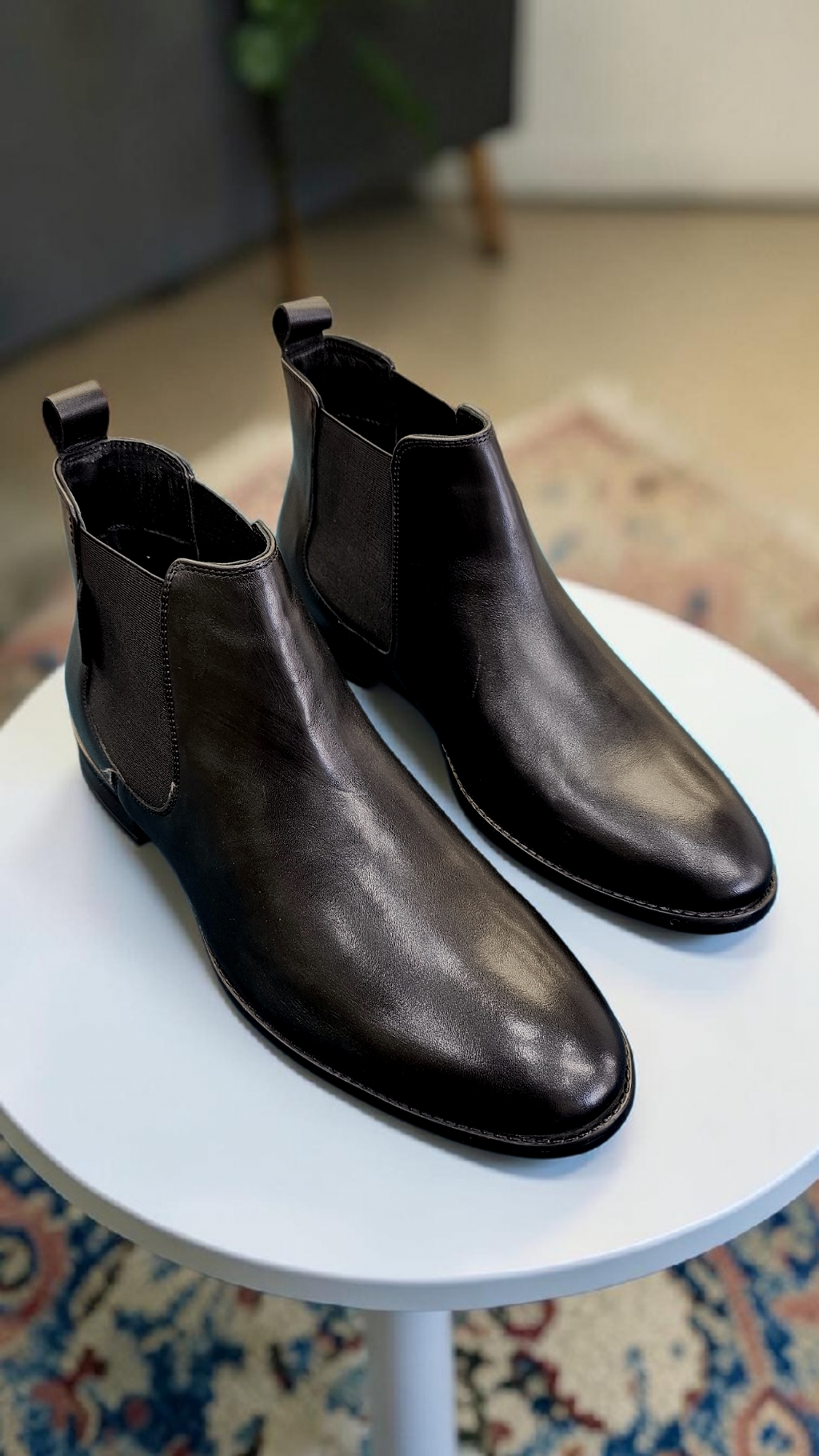 Round chelsea Genuine leather (Black)