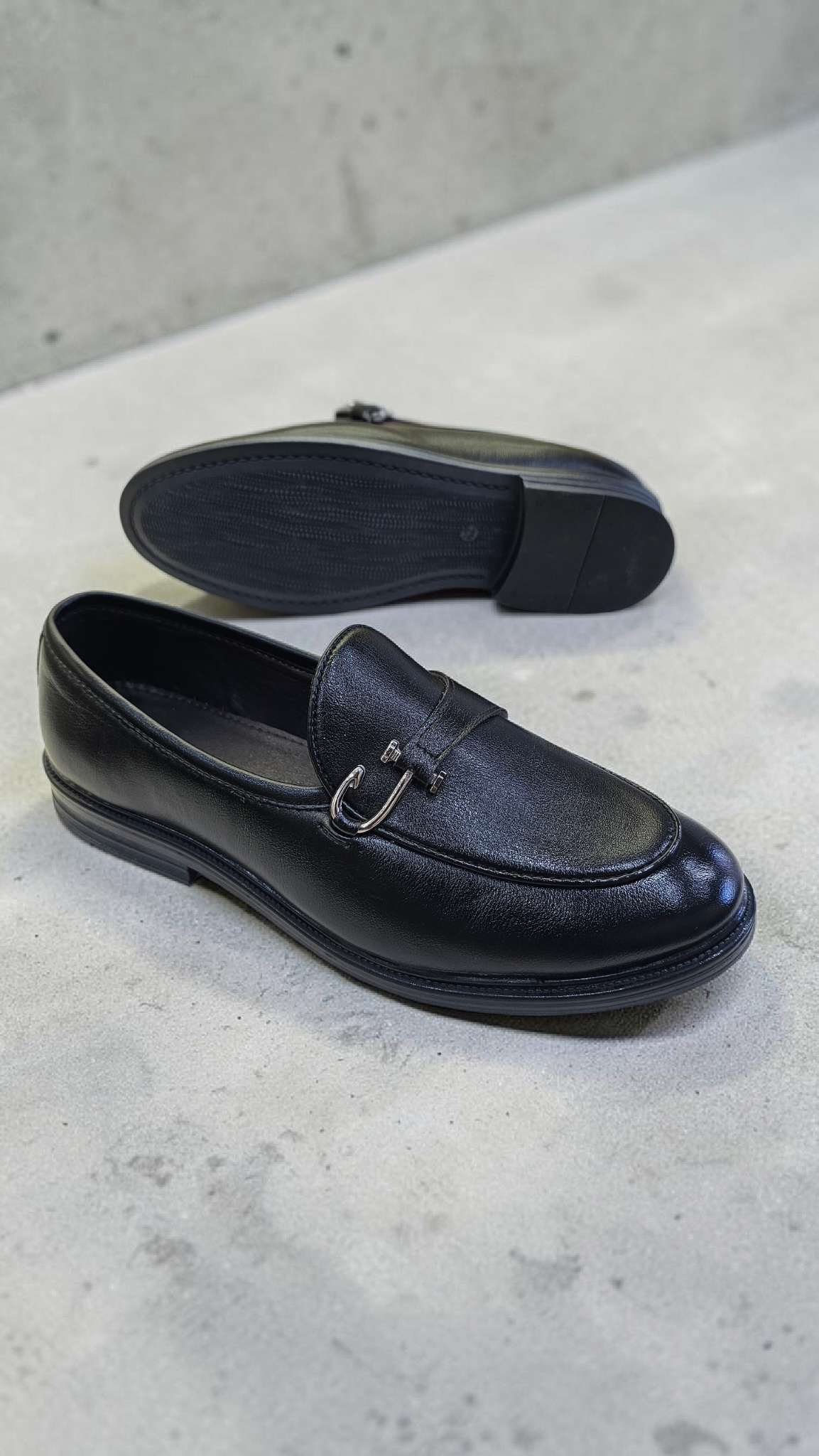 T*d baker hook loafers (Black)