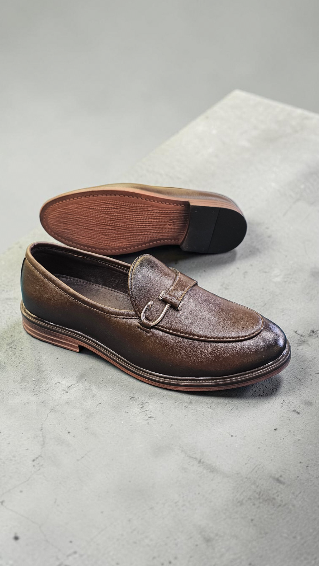T*d baker hook loafers (Brown)