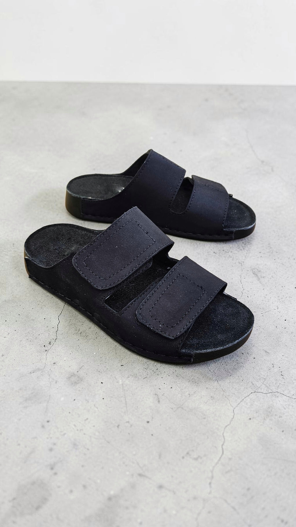 Cashy soft cushioned suede chappal