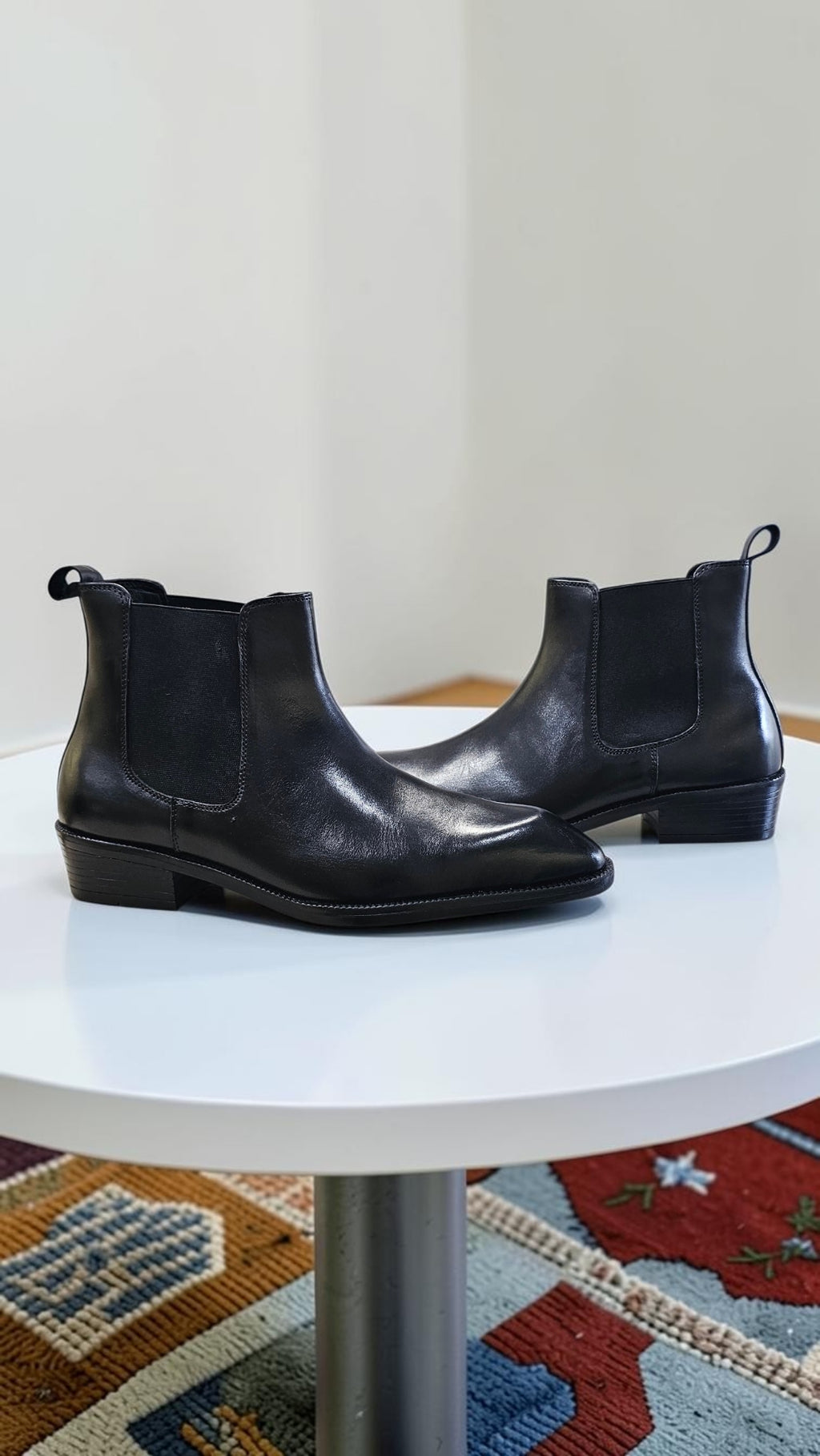 ITALIAN CHELSEA POINT (BLACK)
