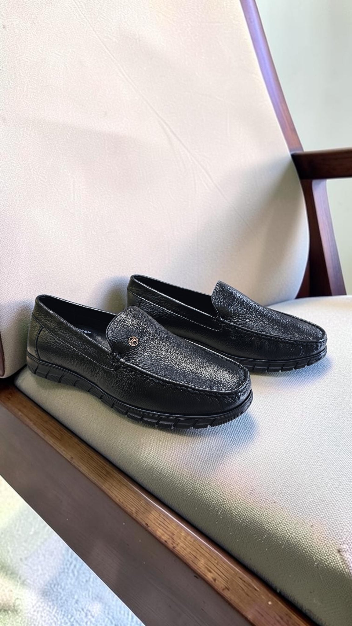 MAX COMFORT LOAFERS (BLACK)