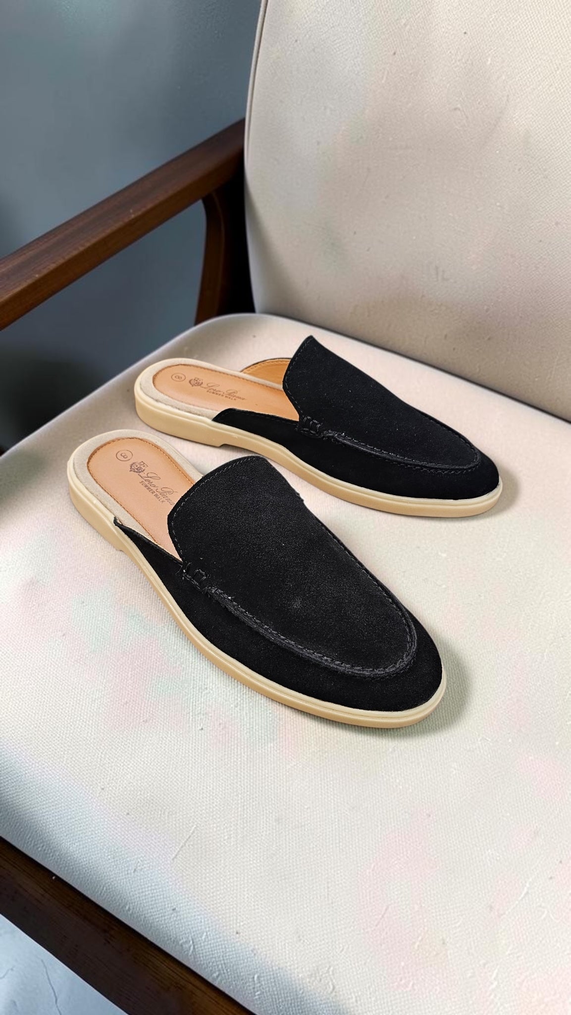 SUEDE MULES (BLACK)