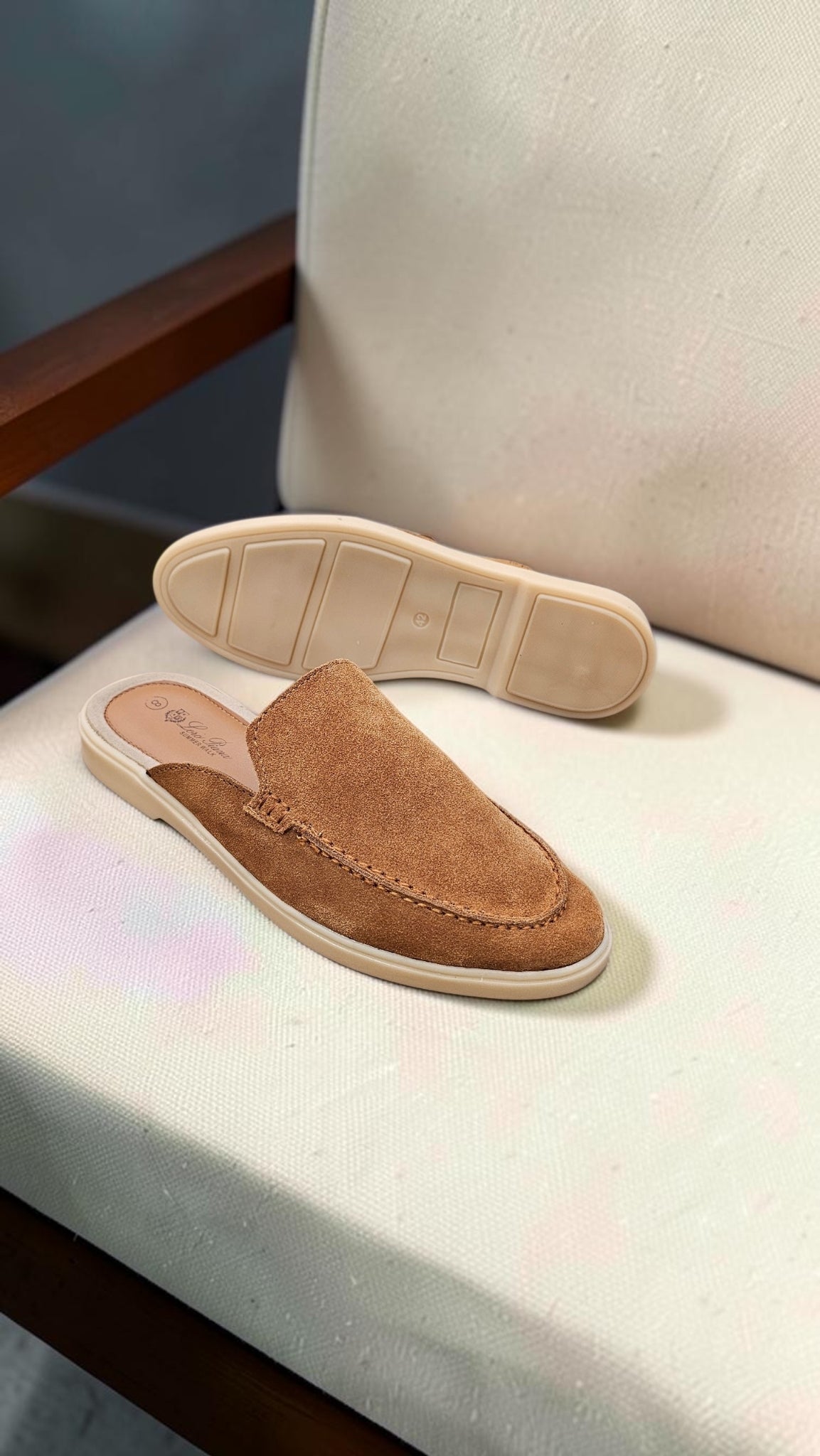 SUEDE MULES (TAN)