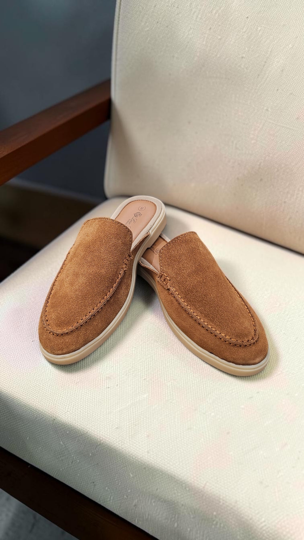 SUEDE MULES (TAN)
