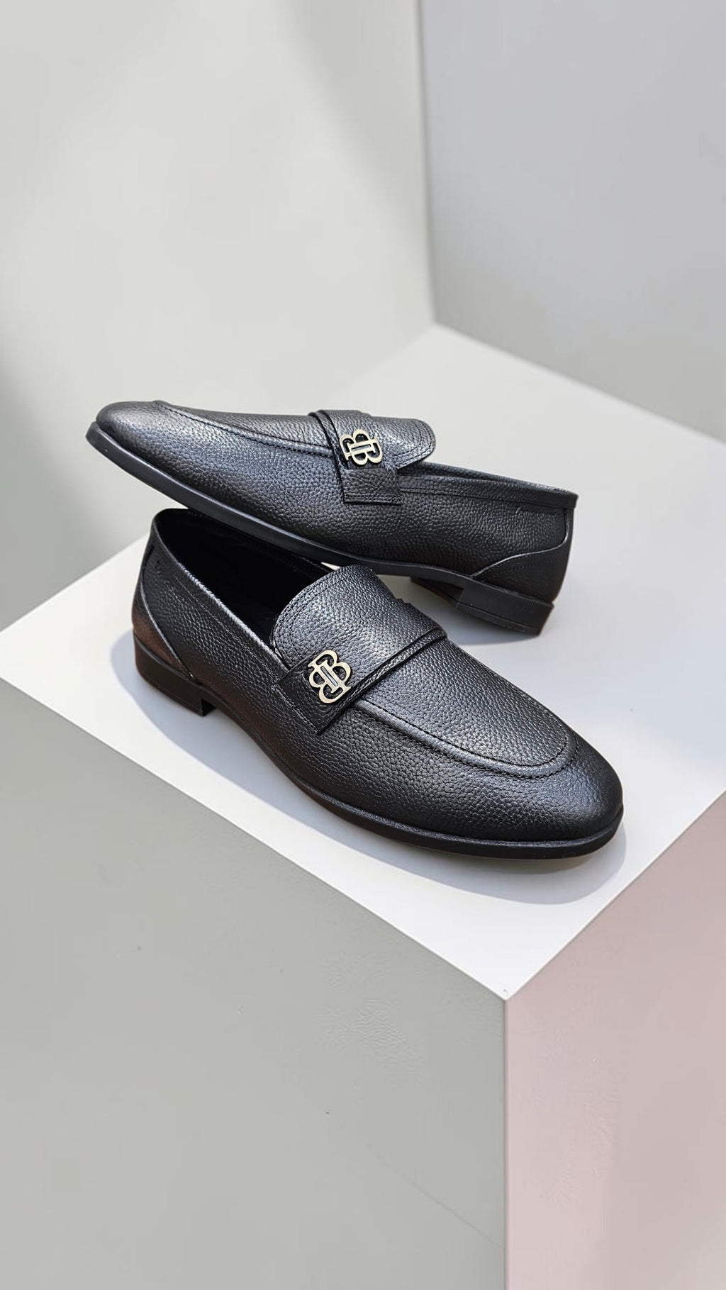 BB BUCKLE LEATHER (BLACK)