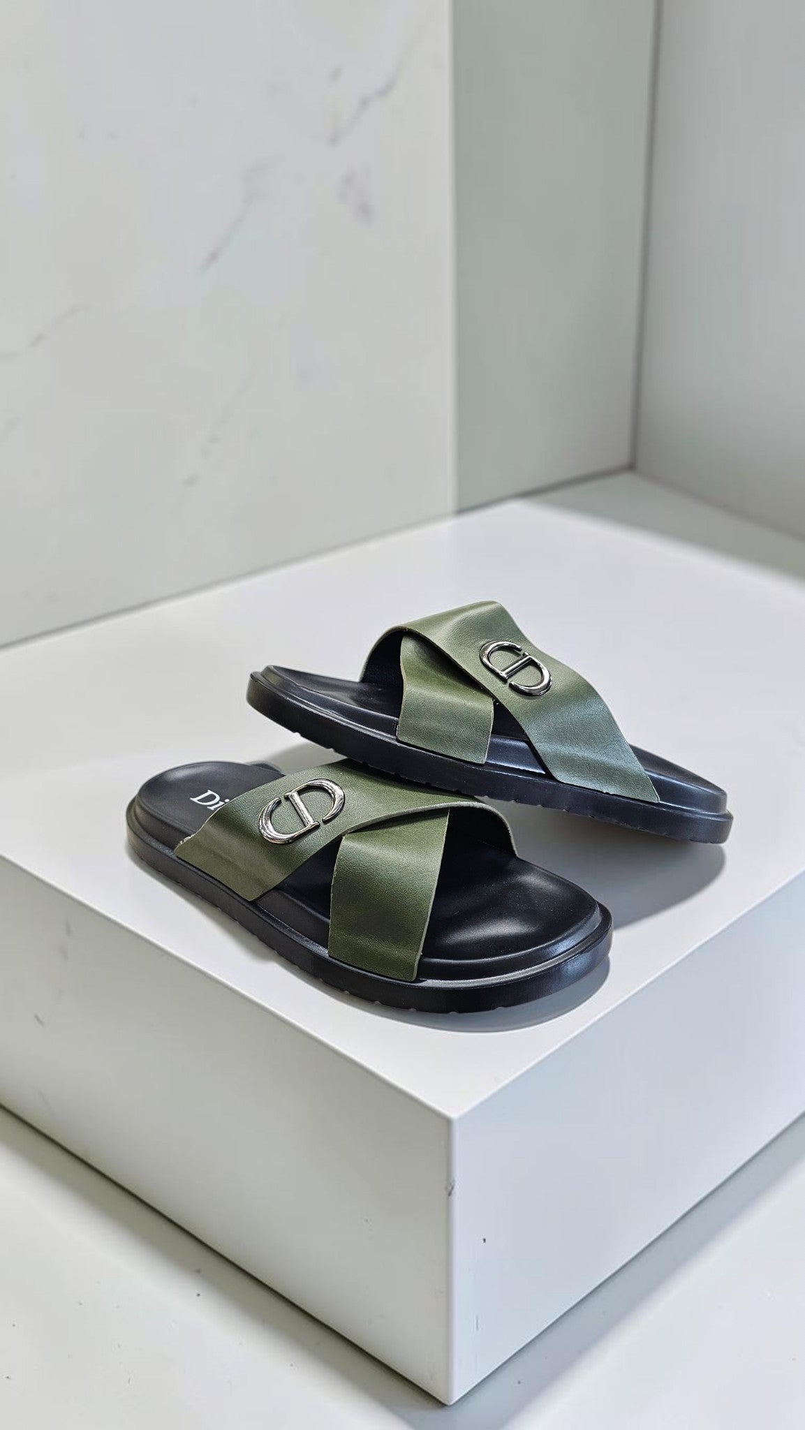 DI@R CROSS LEATHER (GREEN)