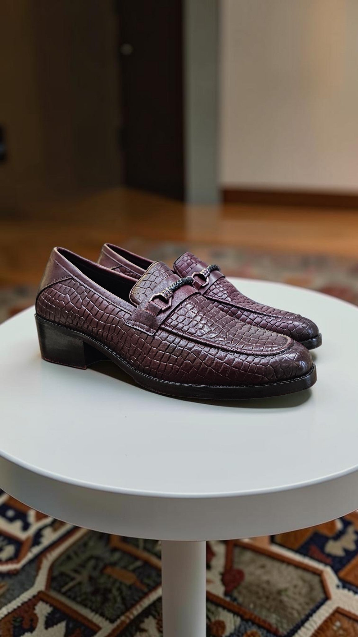 CUBAN HEEL RED SOLE (WINE)