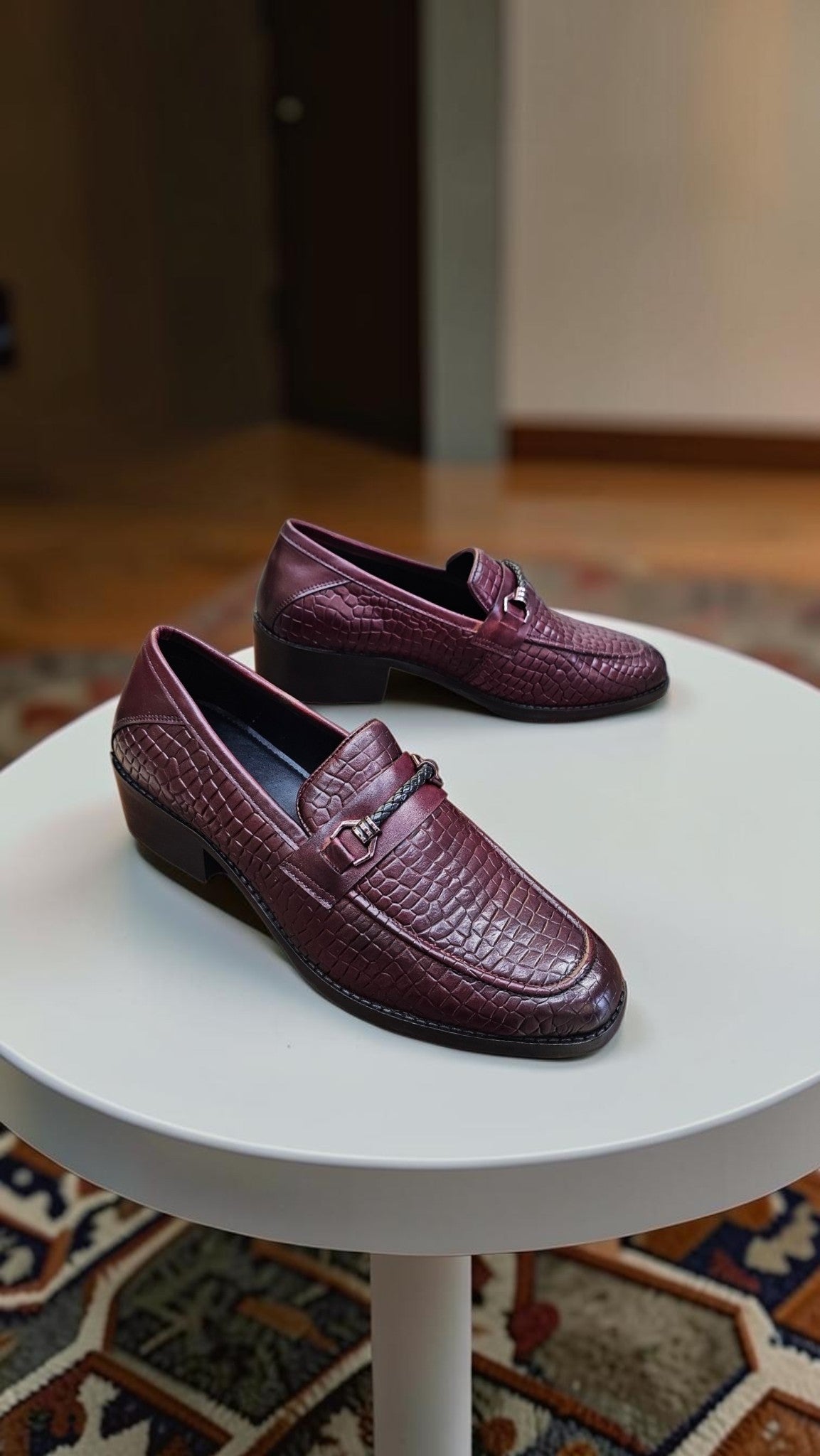 CUBAN HEEL RED SOLE (WINE)