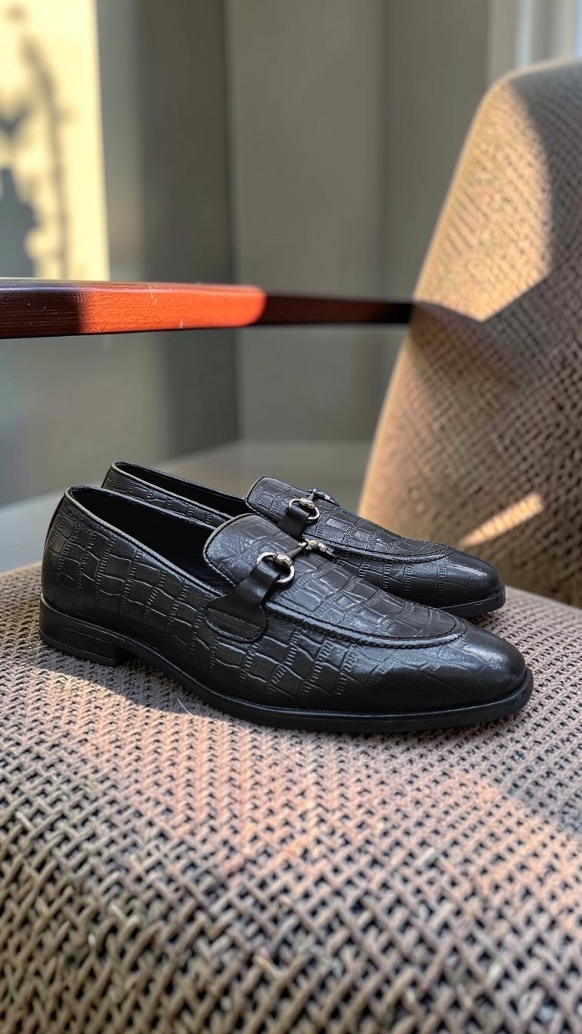 CROCO LEATHER BUCKLE (BLACK)