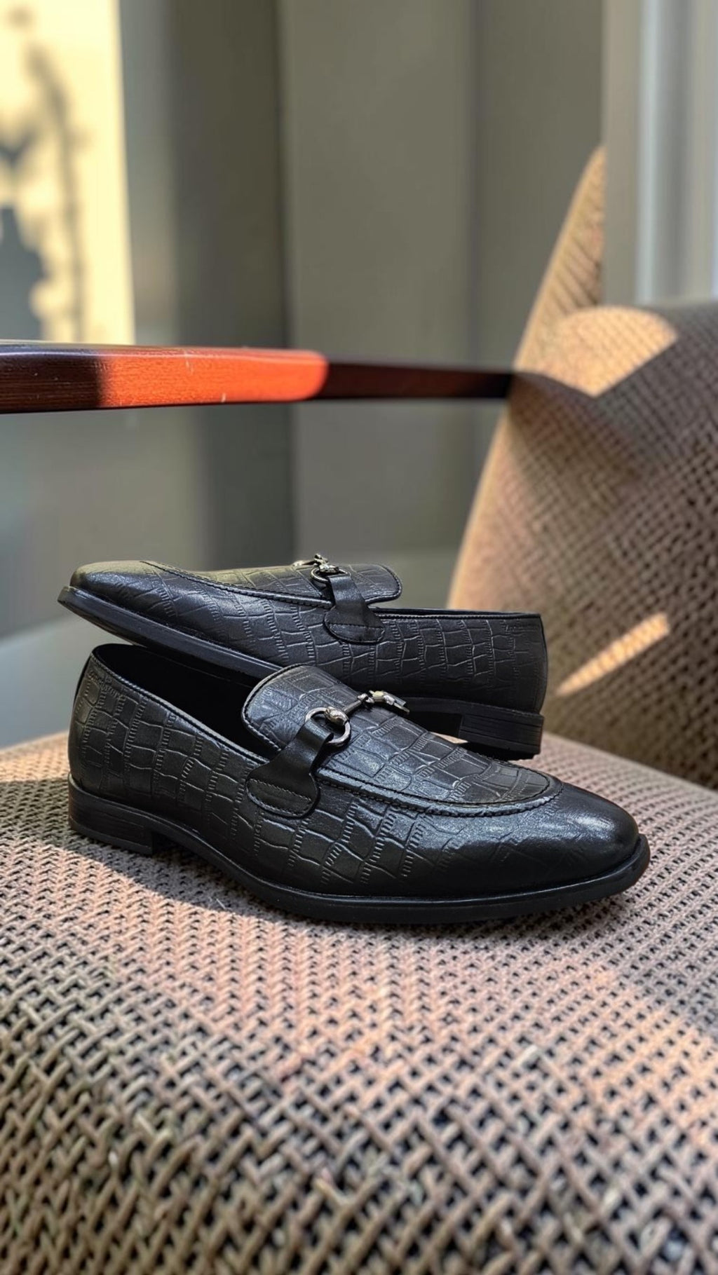 CROCO LEATHER BUCKLE (BLACK)