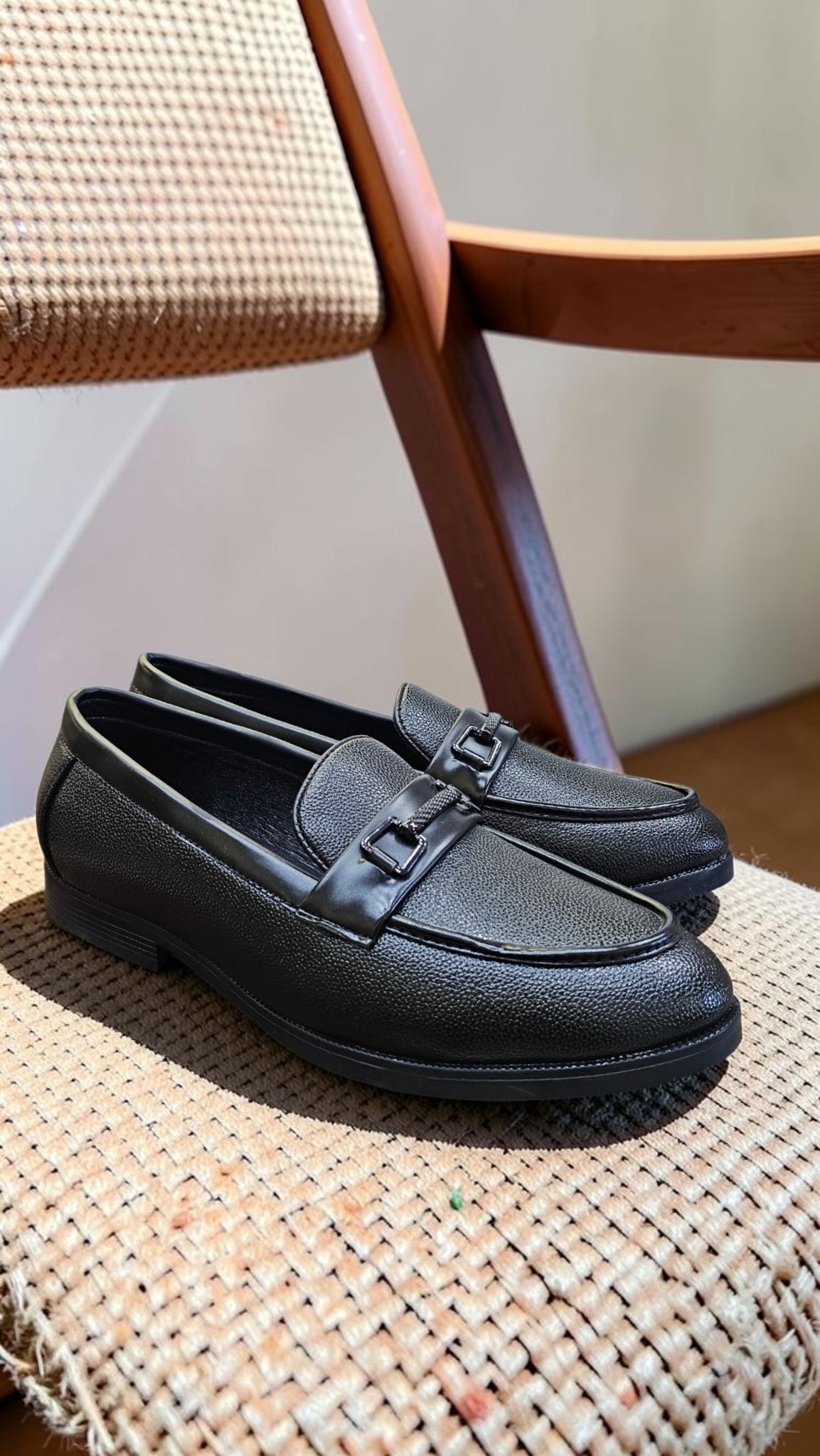 AX GRAIN (BLACK)